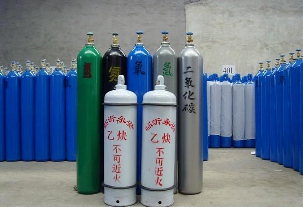 1659079654165314.jpg 气瓶充装2.jpg