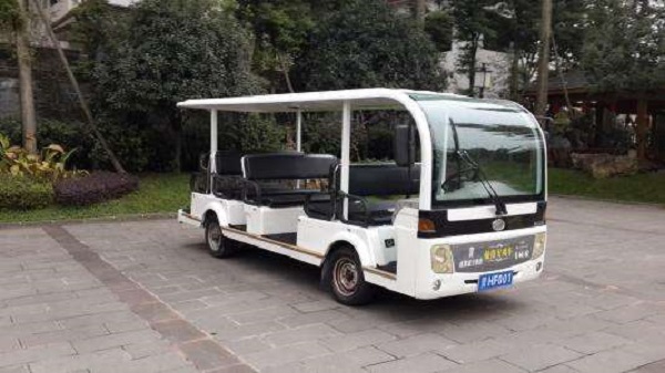 1712132726174516.jpg 蓄电池观光车1.jpg